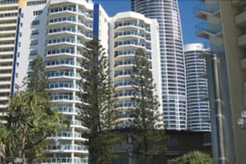 Grosvenor Beachfront Apartments - Accommodation Southport 0