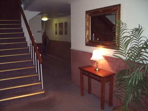 Lindy Lodge Motel - Southport Accommodation 0