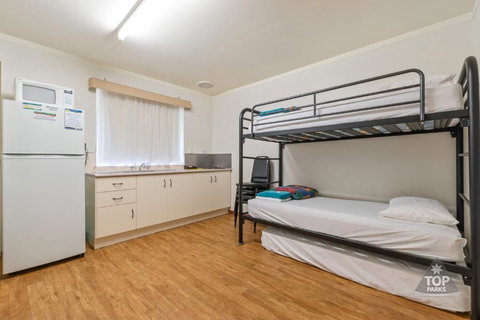 Mandurah Caravan & Tourist Park - Accommodation Southport 6