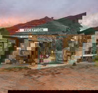 Ningana Motel - Southport Accommodation