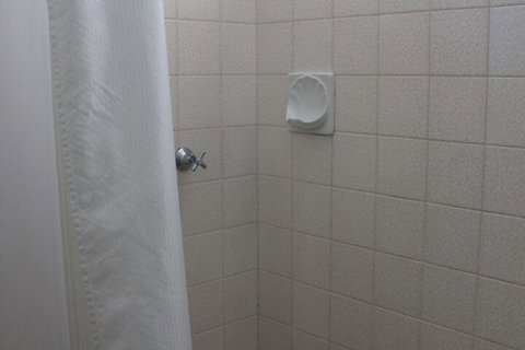 Aromet Motor Inn - Accommodation Southport 3