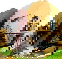Amberoo Apartments Tamworth - Southport Accommodation