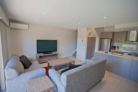 K Bay 7 - Accommodation Southport 0