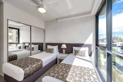 Flynn Brisbane - Southport Accommodation 4