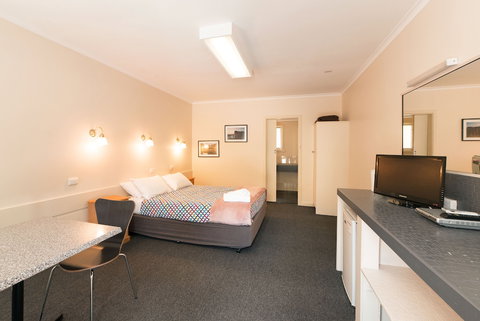 Gariwerd Motel - Accommodation Southport 2