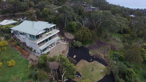 Arthurs Views - Southport Accommodation 4