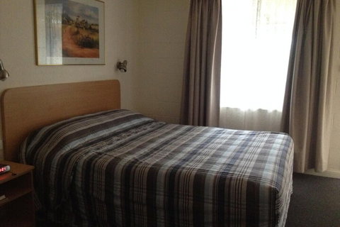All Seasons Motor Lodge - Accommodation Southport 5