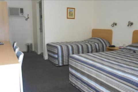 All Seasons Motor Lodge - Accommodation Southport 4