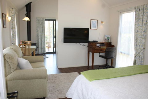Grace Cottages - Accommodation Southport 1