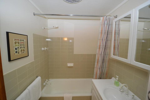 Tombarra 4B - Accommodation Southport 5