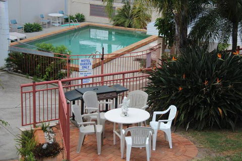 Caloundra Suncourt Motel - Southport Accommodation 6