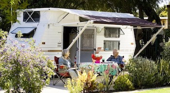 Acclaim Kingsway Tourist Park - Accommodation Southport 6