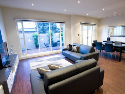 Precinct On Jardine Accommodation - Southport Accommodation 1