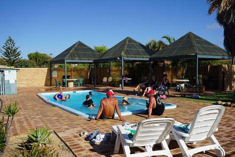 The African Reef - Southport Accommodation 4