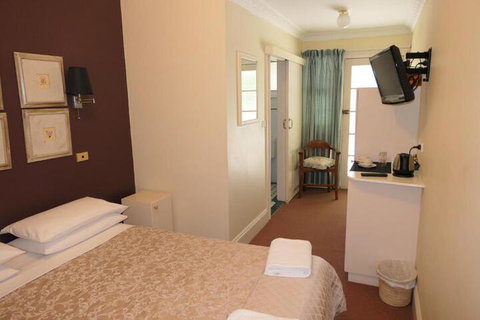 Norwood Mountain Lodge - Southport Accommodation 1