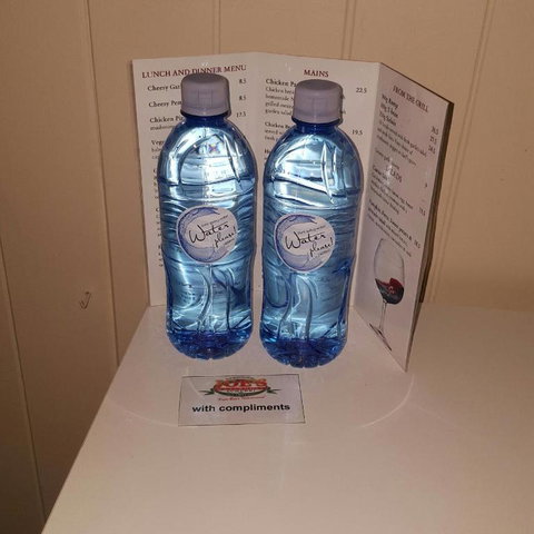 Joes Waterhole Hotel - Accommodation Southport 6