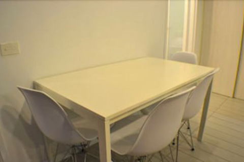 Royal Stays Apartments Docklands - Southport Accommodation 4