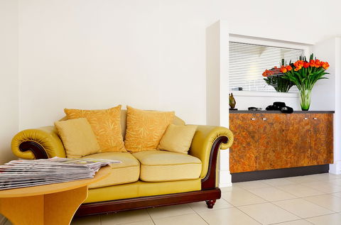 Mackellar Motel - Southport Accommodation 2
