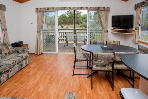 BIG4 Bendigo Park Lane Holiday Park - Southport Accommodation 4