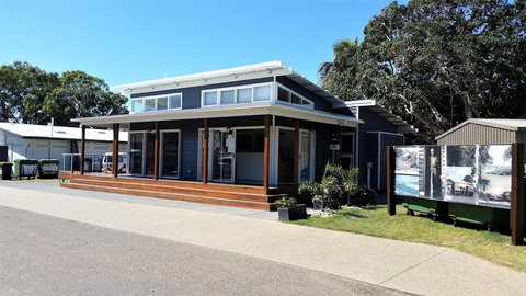 Agnes Water Beach Holidays - Accommodation Southport 1