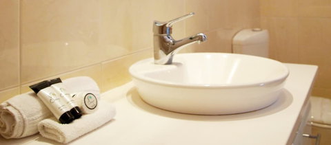 Hilton Motel - Accommodation Southport 3