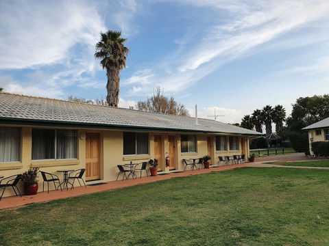 McNevin's Tamworth Motel - Southport Accommodation 1