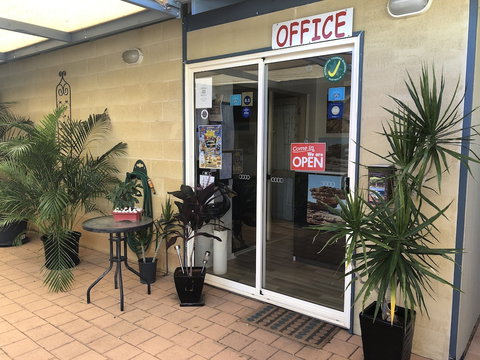 Pelican's Nest - Southport Accommodation 5