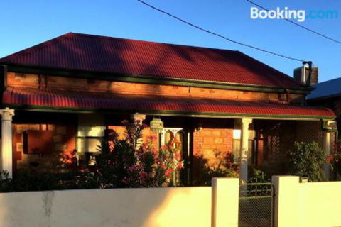 A Miners Rest - Southport Accommodation 6