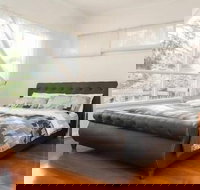 Eltham Retreat - Southport Accommodation