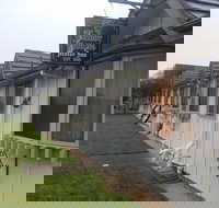 Tudor House Motel - Southport Accommodation