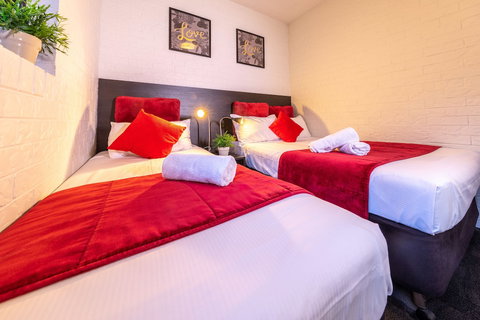 Ascot Budget Inn & Residences - Accommodation Southport 4