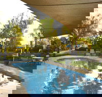 Winbi River Resort Holiday Rentals - Southport Accommodation