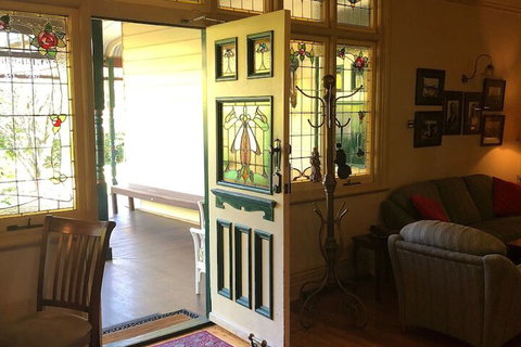 Glenella Guesthouse - Accommodation Southport 5