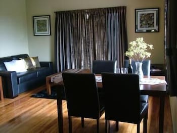 A Sacred Mountain Retreat - Accommodation Southport 5