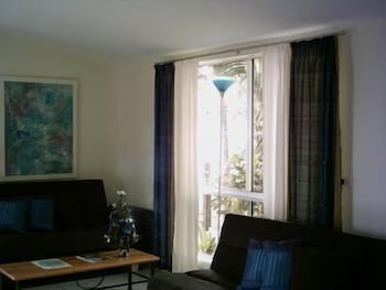 A Sacred Mountain Retreat - Accommodation Southport 4