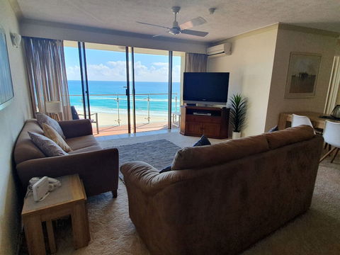 Princess Palm On The Beach - Southport Accommodation 2