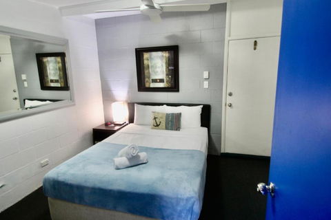 Hideaway Noosa Men Only Beach Resort - Southport Accommodation 1
