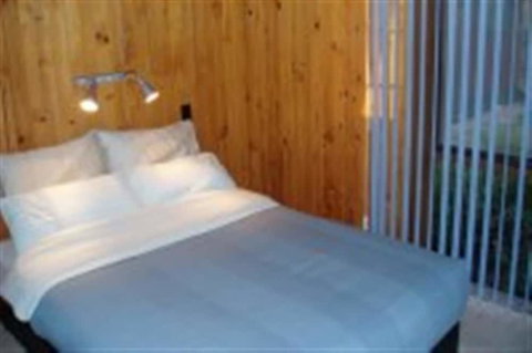 Asses Ears Wilderness Lodge - Accommodation Southport 1