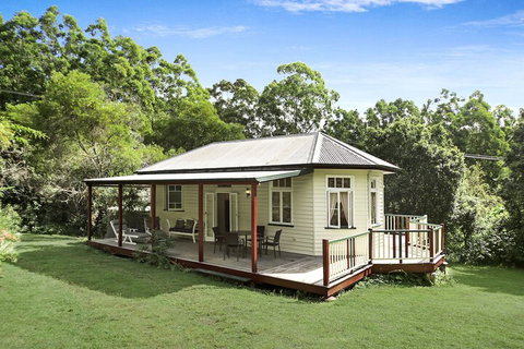 Avalon Noosa Farm Cottages - Accommodation Southport 4