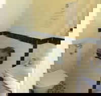 The New Whyalla Hotel - Accommodation Southport