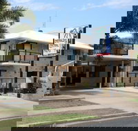 Emerald Central Palms Motel - Southport Accommodation