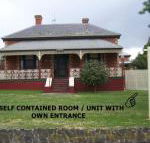 RJs Bed  Breakfast - Southport Accommodation