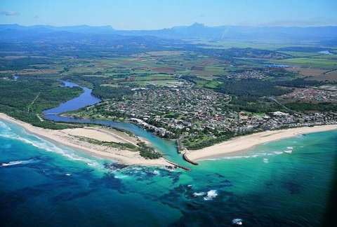 Marine Boutique Apartments - Accommodation Southport 0