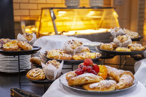 Western Heritage Motor Inn - Accommodation Southport 1