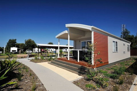 NRMA Stockton Beach Holiday Park - Accommodation Southport 2