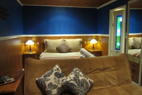 Willowlake Cottages - Accommodation Southport 5