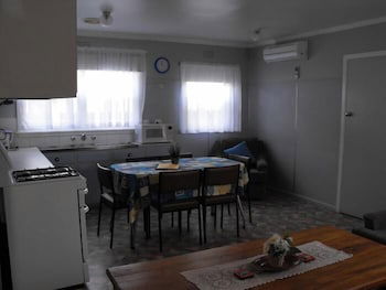 Anchorage Holiday Units - Accommodation Southport 1