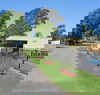 Avondel Caravan Park - Southport Accommodation