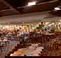 Bribie Island Hotel - Southport Accommodation