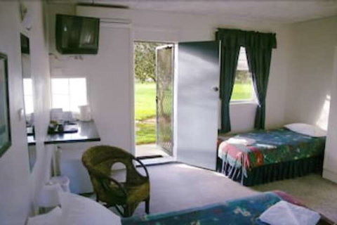 Jugiong Motor Inn - Accommodation Southport 5